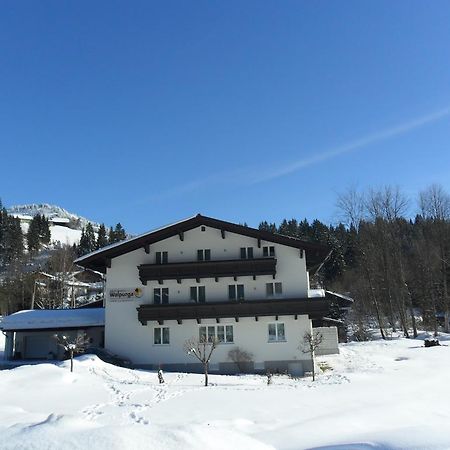 Gaestehaus Walpurga Russbach am Pass Gschütt Exteriér fotografie
